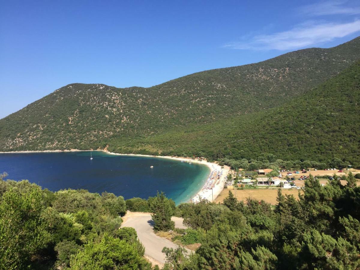 Vervekis Apartments Fiskardo Buitenkant foto